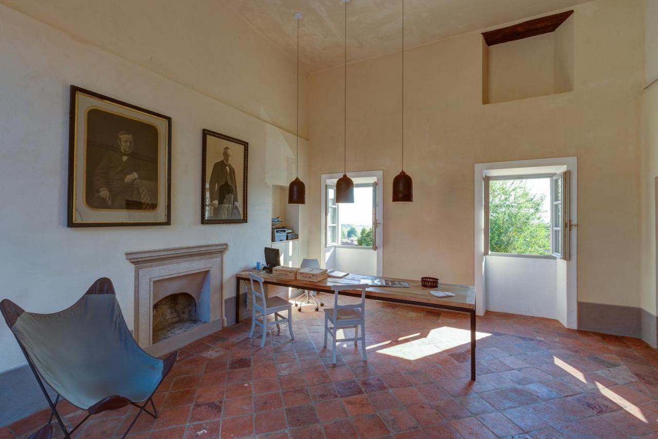 Marchesi Alfieri - Cantine E Ospitalita San Martino Alfieri エクステリア 写真