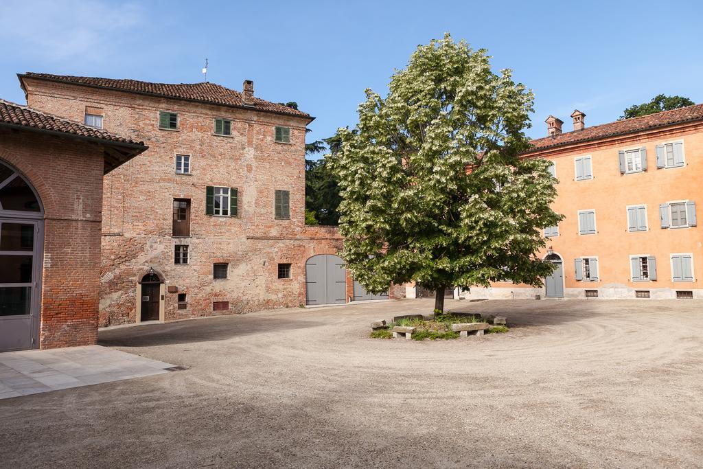 Marchesi Alfieri - Cantine E Ospitalita San Martino Alfieri エクステリア 写真